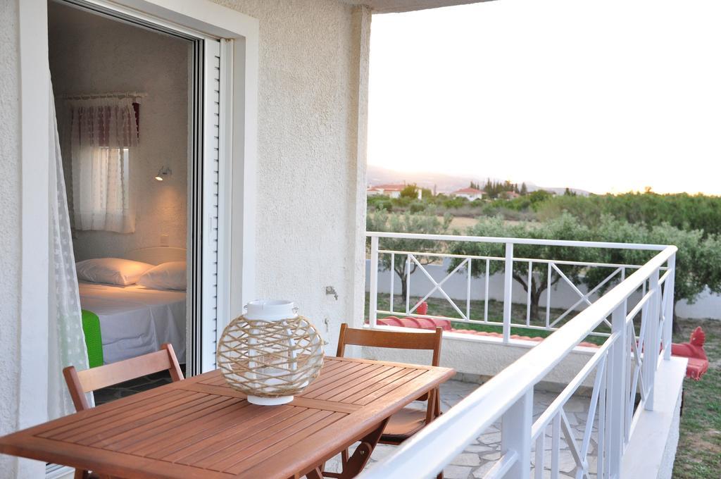Phoenix Beachside Condos Kokkónion Екстериор снимка