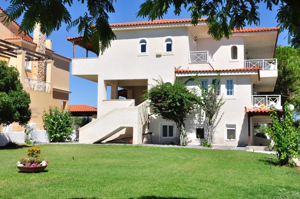 Phoenix Beachside Condos Kokkónion Екстериор снимка